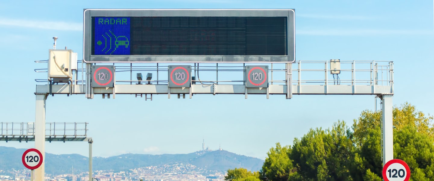 Auditoría para el mantenimiento de estructuras de señalización en vías de accesos Norte en Barcelona