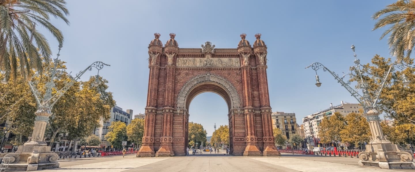 Auscultació estructural de l’edifici sobre l'intercanviador d'Arc de Triomf